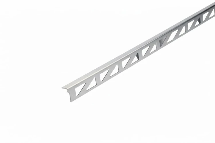 LISTWA ZE ST. NIERDZEWNEJ KTT926 15X22MM 2,5M SZCZ