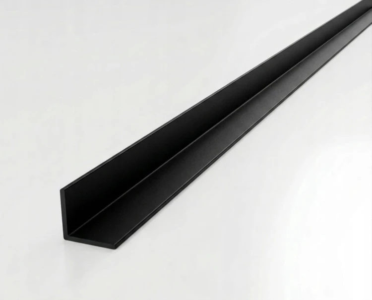 Kątownik aluminiowy 270 cm, 15 mm CZARNY MyHome