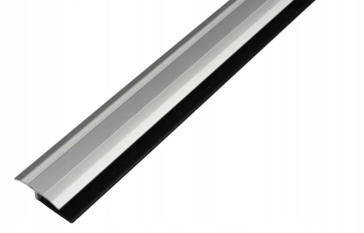Listwa Progowa Aluminiowa do Paneli Winylowych SPC Srebrna 30mm 0.9m
