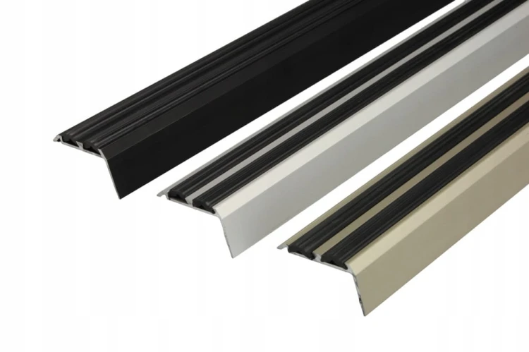 Profil aluminiowy Schodowy z wkładką antypoślizgową szampan mat 38x20mm0.9