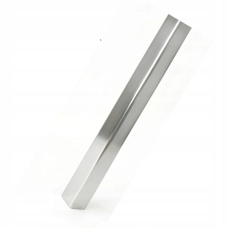 Kątownik aluminiowy 270 cm, 15 mm SREBRNY POŁYSK MyHome