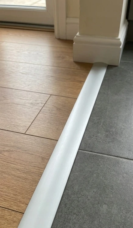 Listwa Progowa Różnice Poziomów 51mm 270 CM Aluminiowa Srebrna MyHome