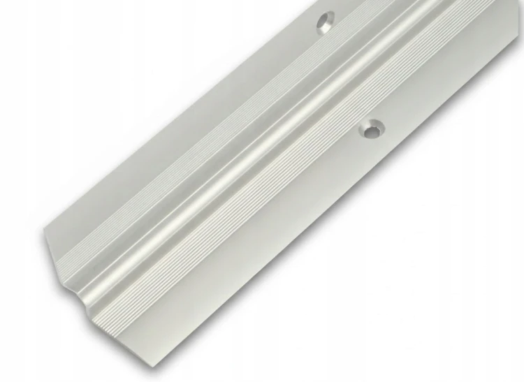 Listwa Schodowa Alu narożnikowa wewnętrzna do paneli SPC 5mm Srebrna 270cm