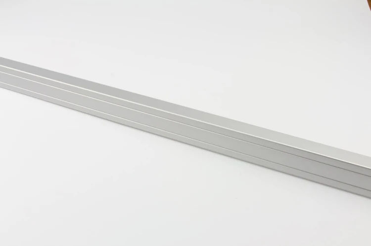 Listwa Schodowa Aluminiowa 30x20mm 270cm Profil narożnikowy Srebrny MyHome