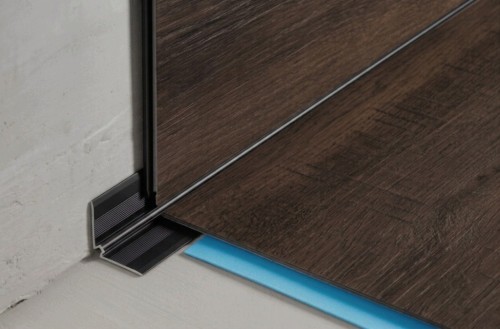 Listwa Alu narożnikowa wewnętrzna do paneli 4mm Czarna 270cm MyHome