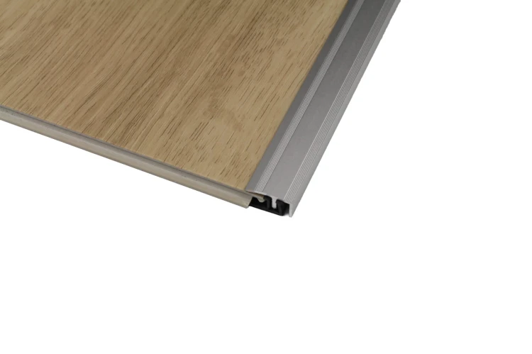 Aluminiowa listwa zakończeniowa 20mm Piasek pustyni z profilem bazowym PVC 2,7m – zdjęcie 6