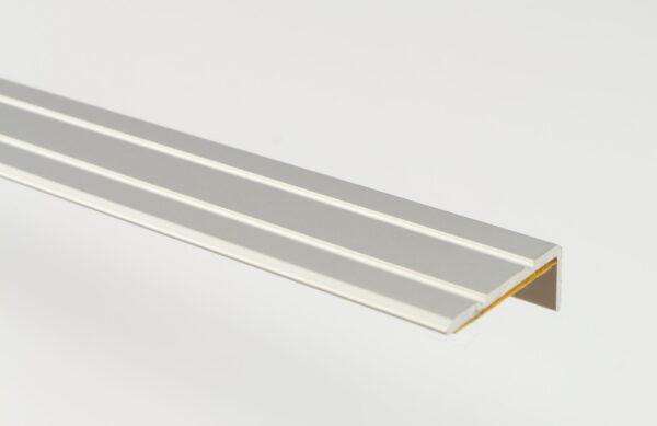 Profil aluminiowy naroznikowy 24x10mm 90cm srebrny