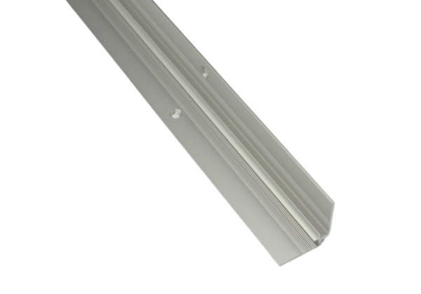 Aluminiowy narożnik wewnętrzny do płyt 4mm srebrny 2,7m